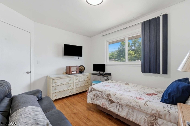 1265 North Ave