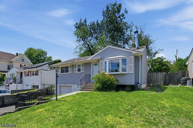 1265 North Ave