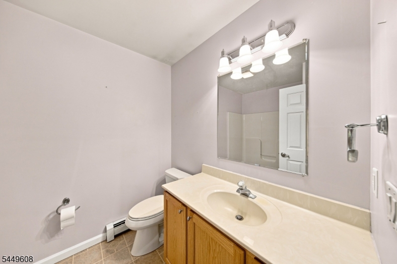 10 Lakeview Ter