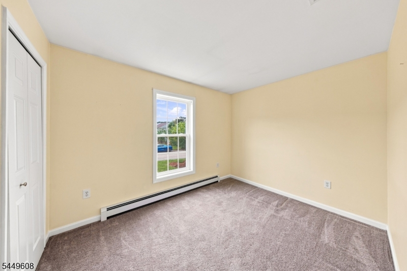 10 Lakeview Ter