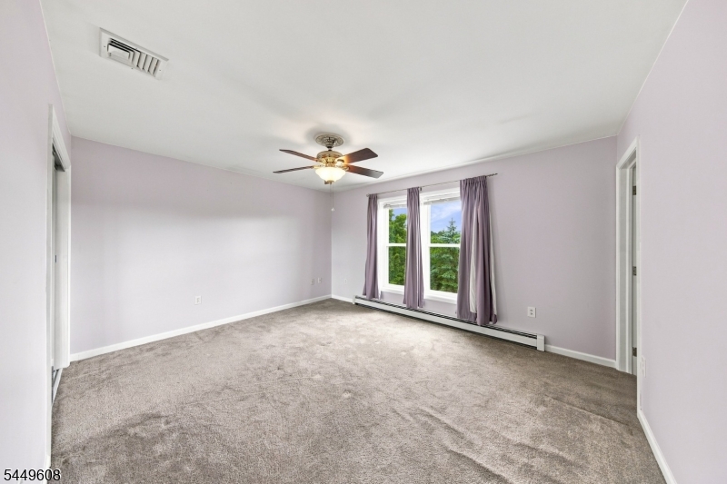 10 Lakeview Ter