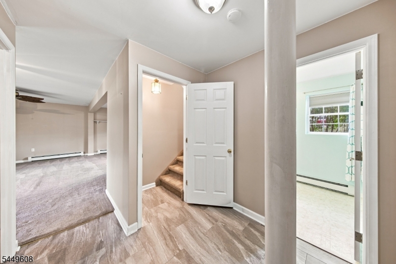10 Lakeview Ter