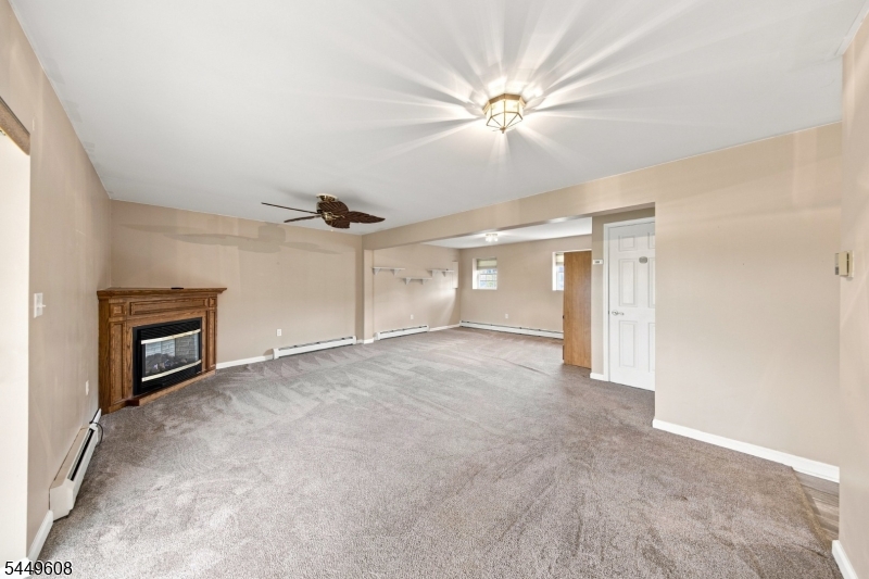10 Lakeview Ter