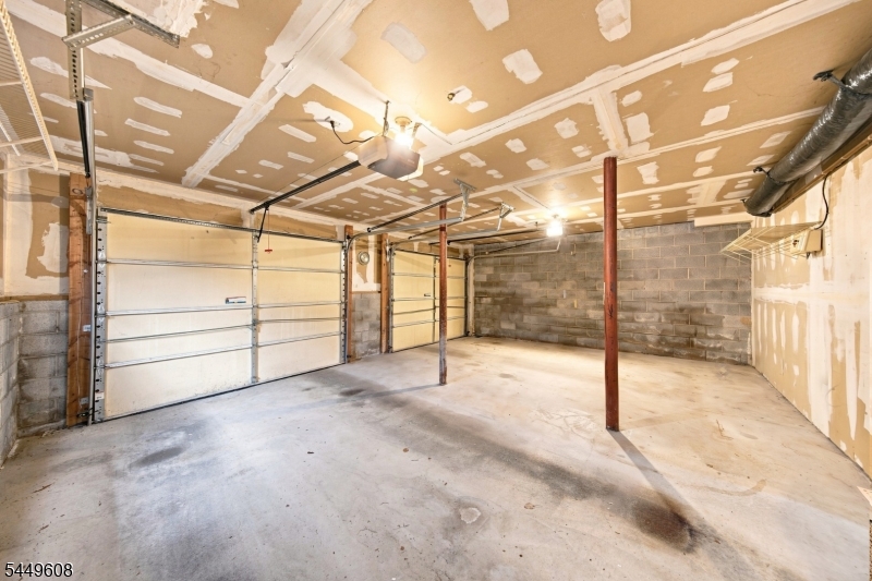 10 Lakeview Ter