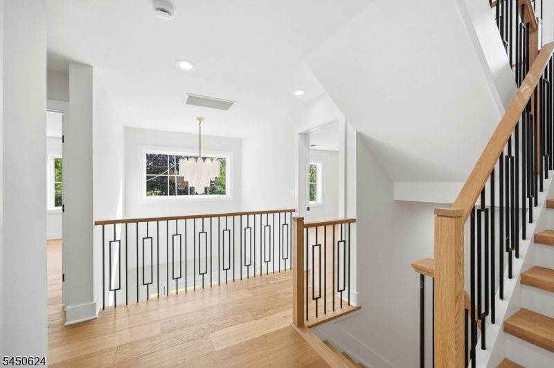 46 Snyder Ave