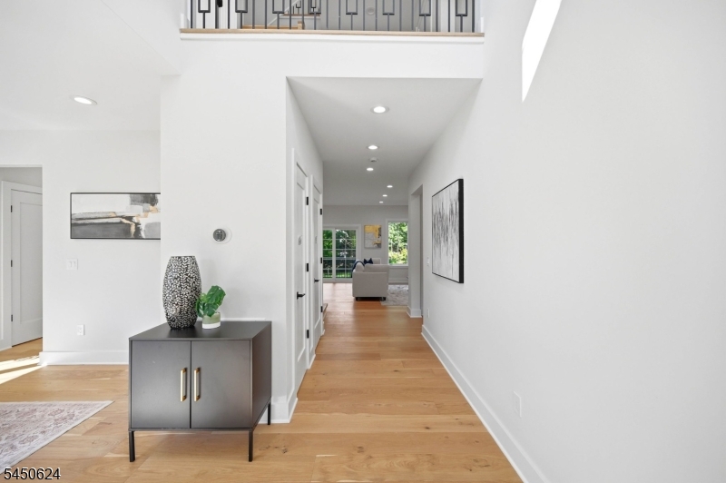 46 Snyder Ave