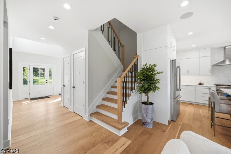 46 Snyder Ave