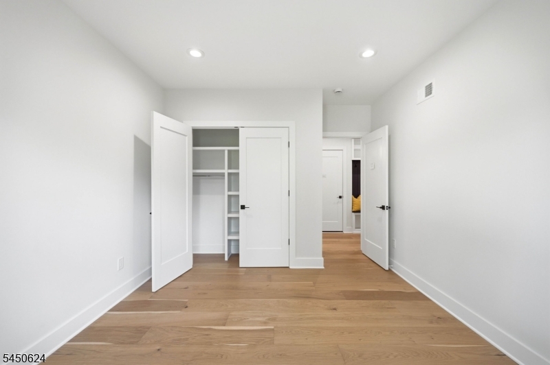 46 Snyder Ave