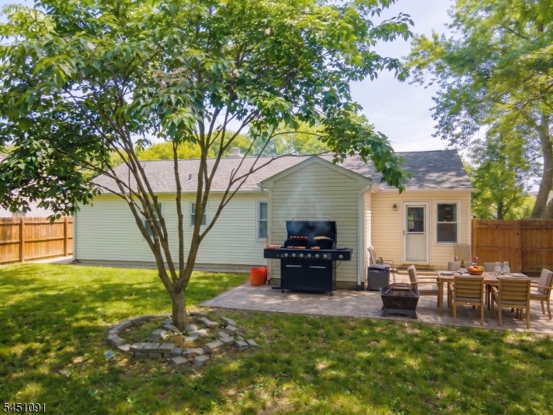 12 Pierrepont Ave