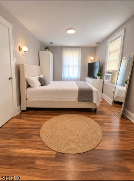 81 Delmar Pl