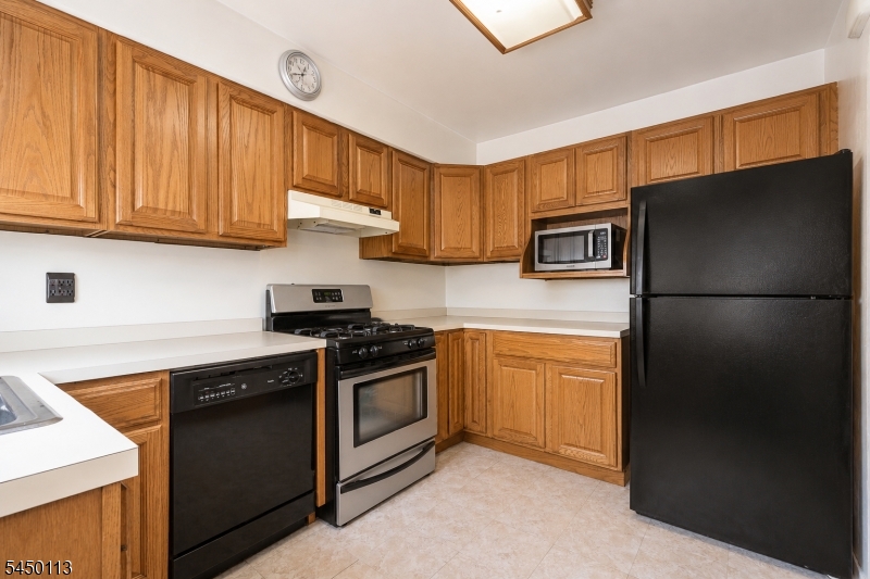 110 Patricia Pl