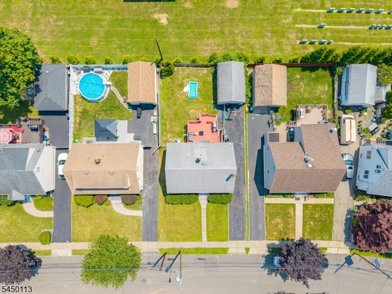 110 Patricia Pl