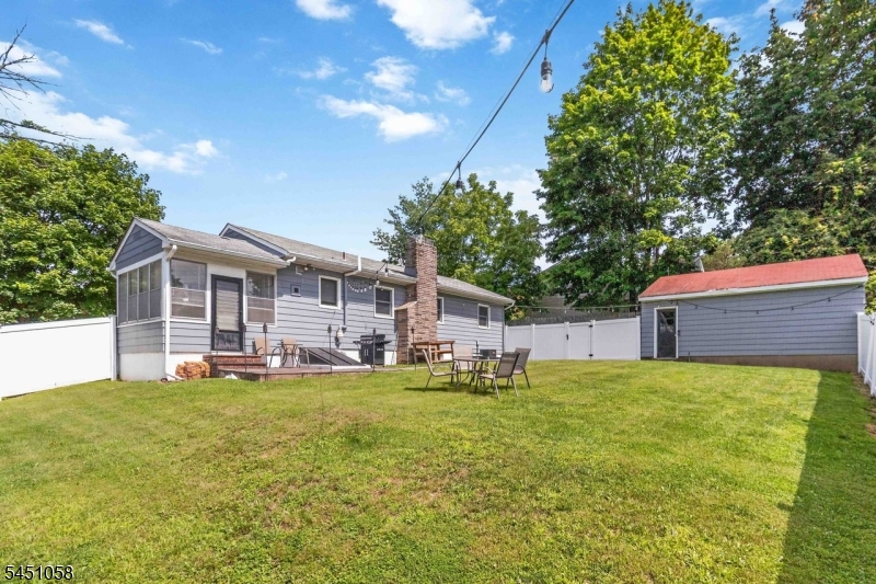 22 Highland Ave