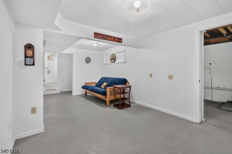 22 Highland Ave
