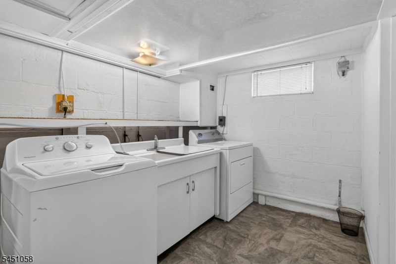 22 Highland Ave