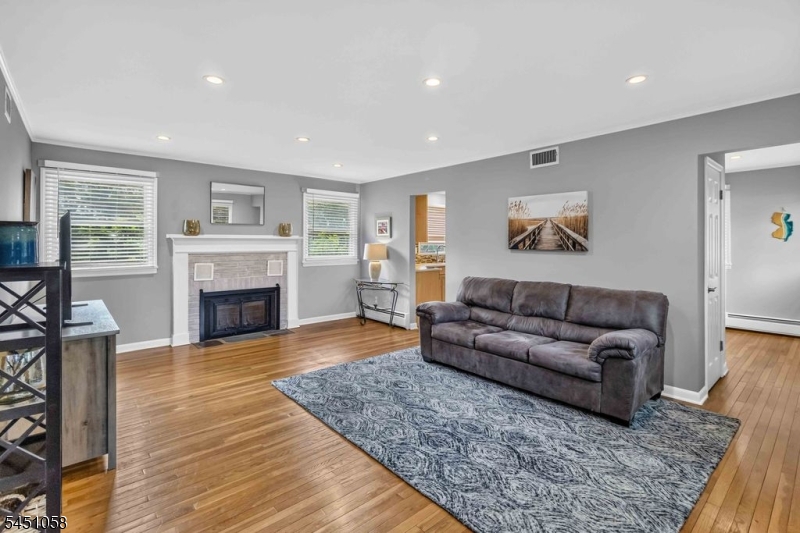 22 Highland Ave