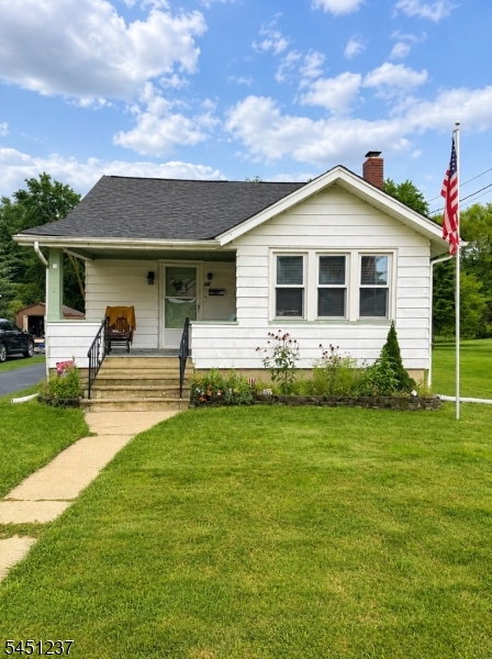 62 Ogden Ave