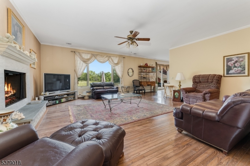 80 Deer Hill Rd