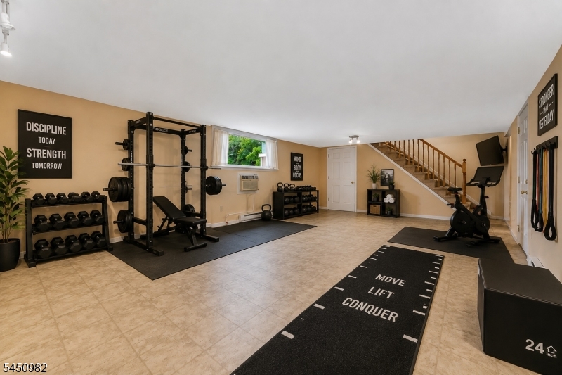 80 Deer Hill Rd
