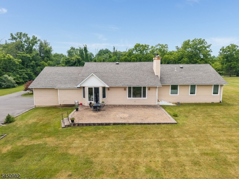 80 Deer Hill Rd