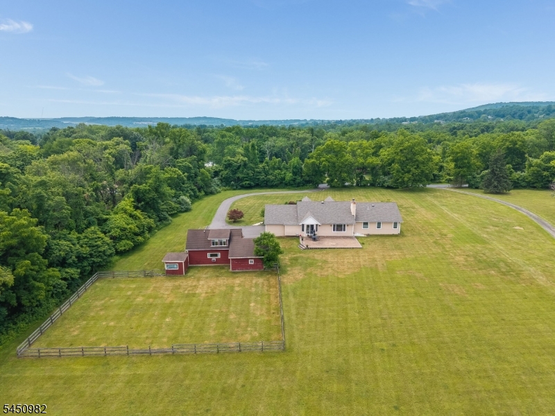 80 Deer Hill Rd