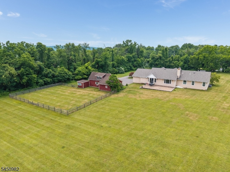 80 Deer Hill Rd