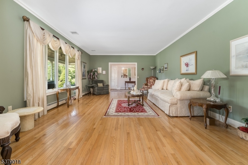 80 Deer Hill Rd