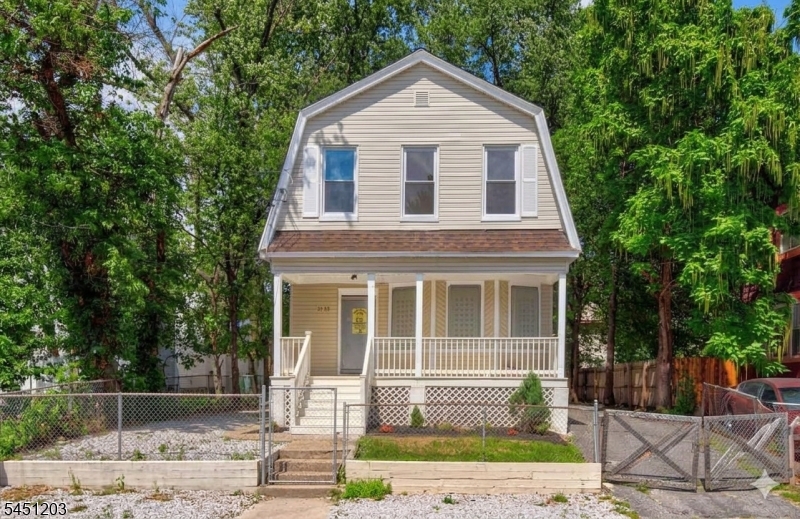 31 Voorhees St
