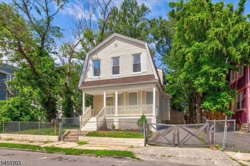 31 Voorhees St