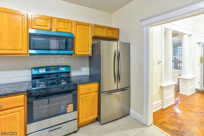 31 Voorhees St