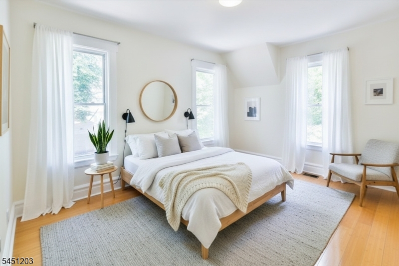 31 Voorhees St