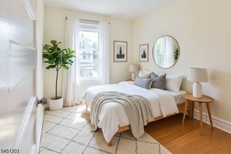 31 Voorhees St