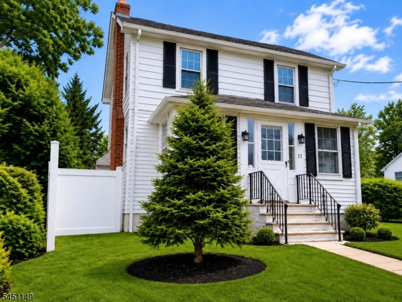 11 Van Dyke Pl