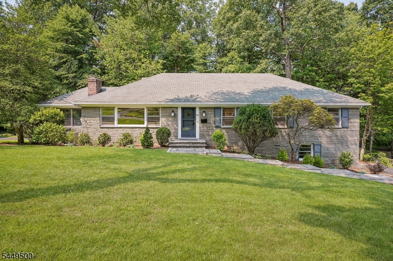 50 STONERIDGE ROAD