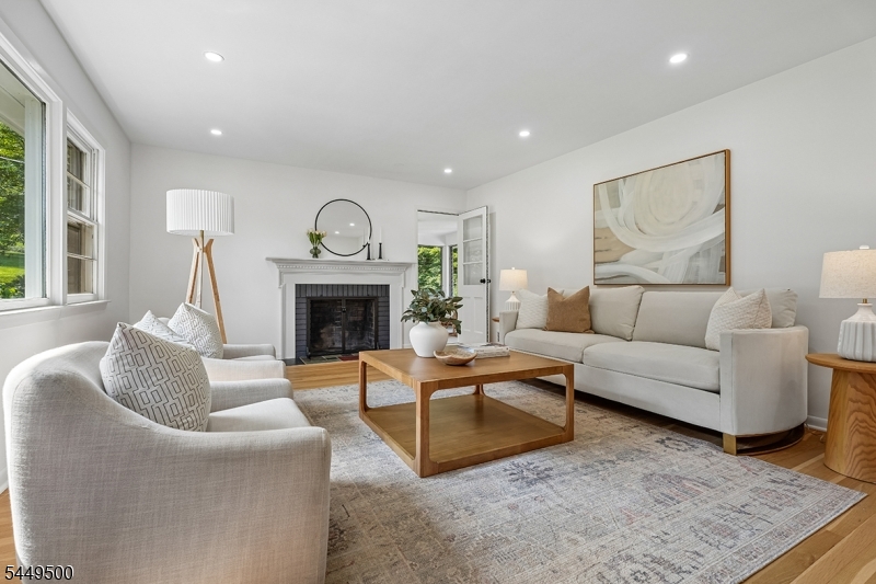 50 STONERIDGE ROAD