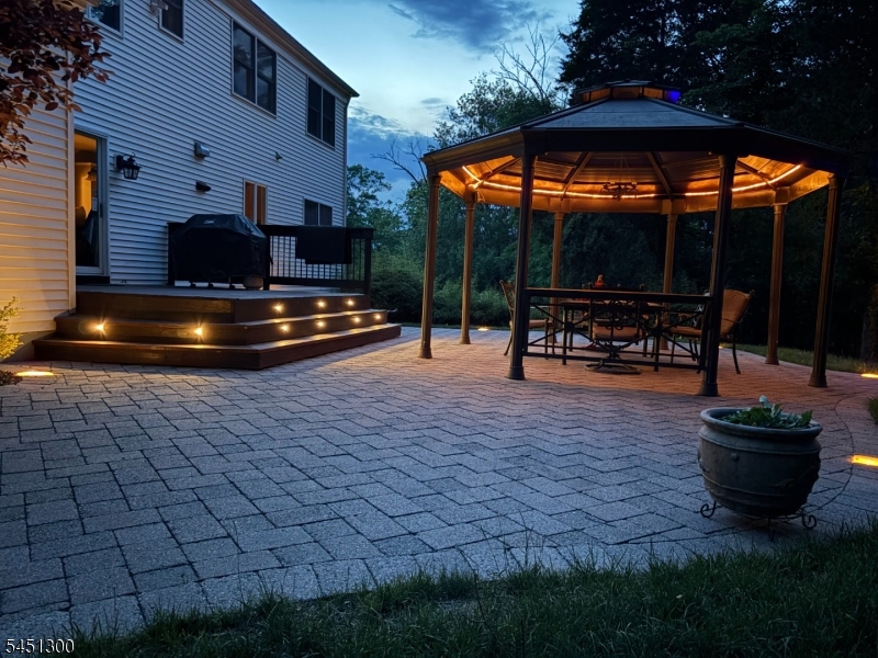 16 Ramshorn Rd