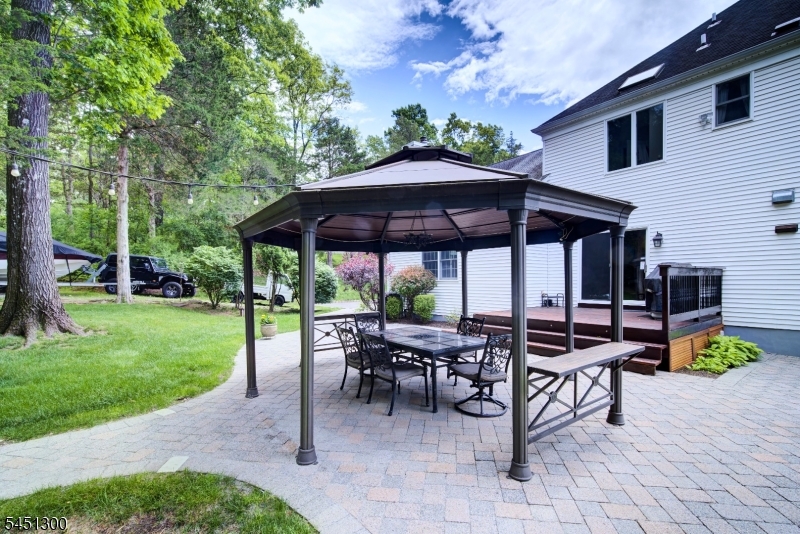 16 Ramshorn Rd