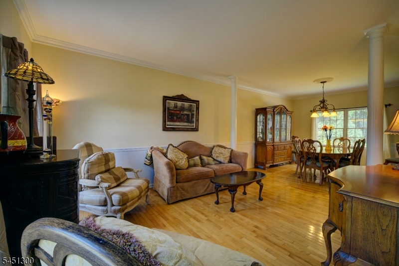 16 Ramshorn Rd