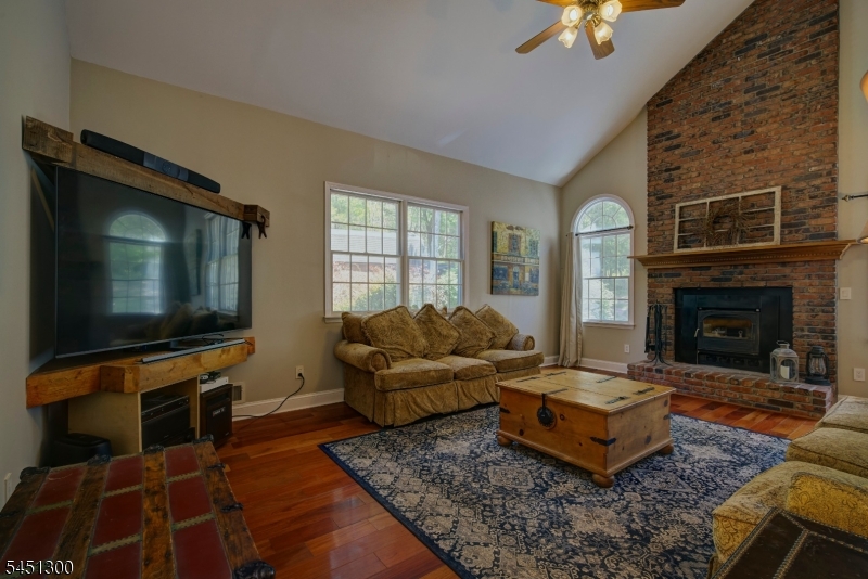 16 Ramshorn Rd