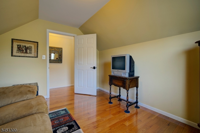 16 Ramshorn Rd