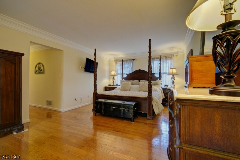 16 Ramshorn Rd