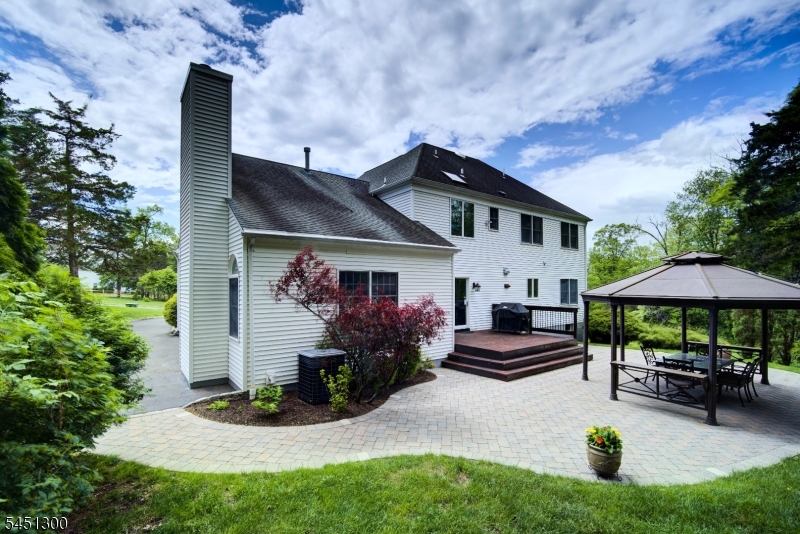 16 Ramshorn Rd