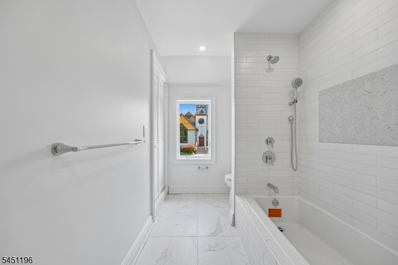 63 Port Colden Rd #1