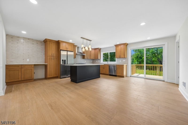 63 Port Colden Rd #1