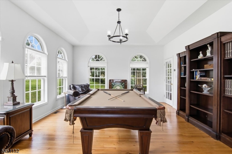 1 Cedar Ct