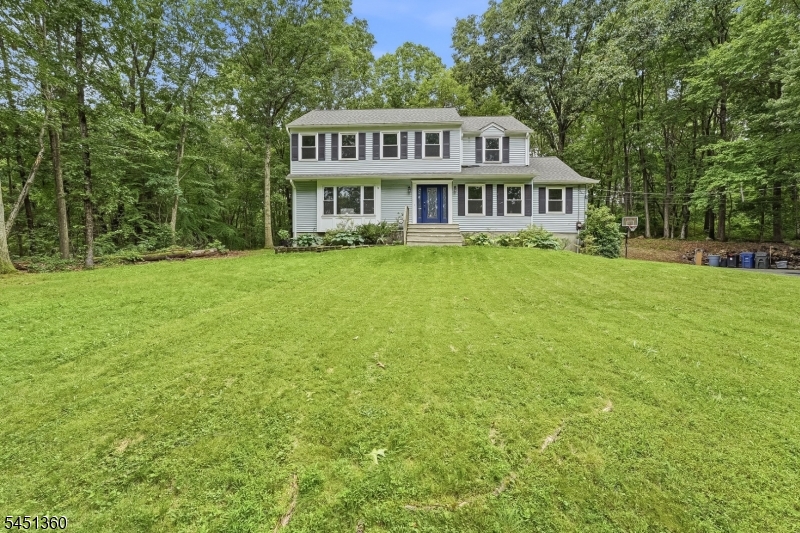 75 Waterloo Rd