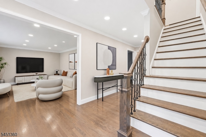 75 Waterloo Rd