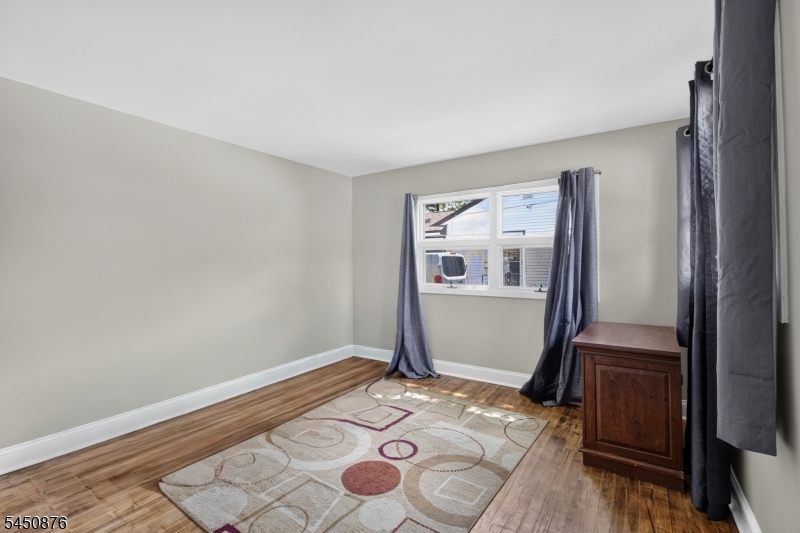 701 W Park Ave