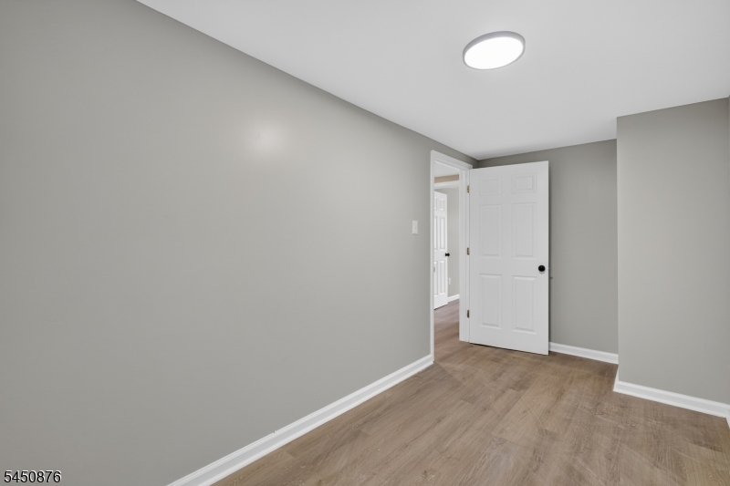 701 W Park Ave