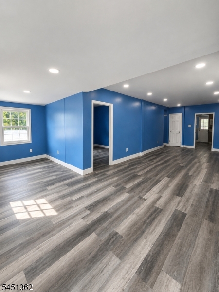 332 E Main St